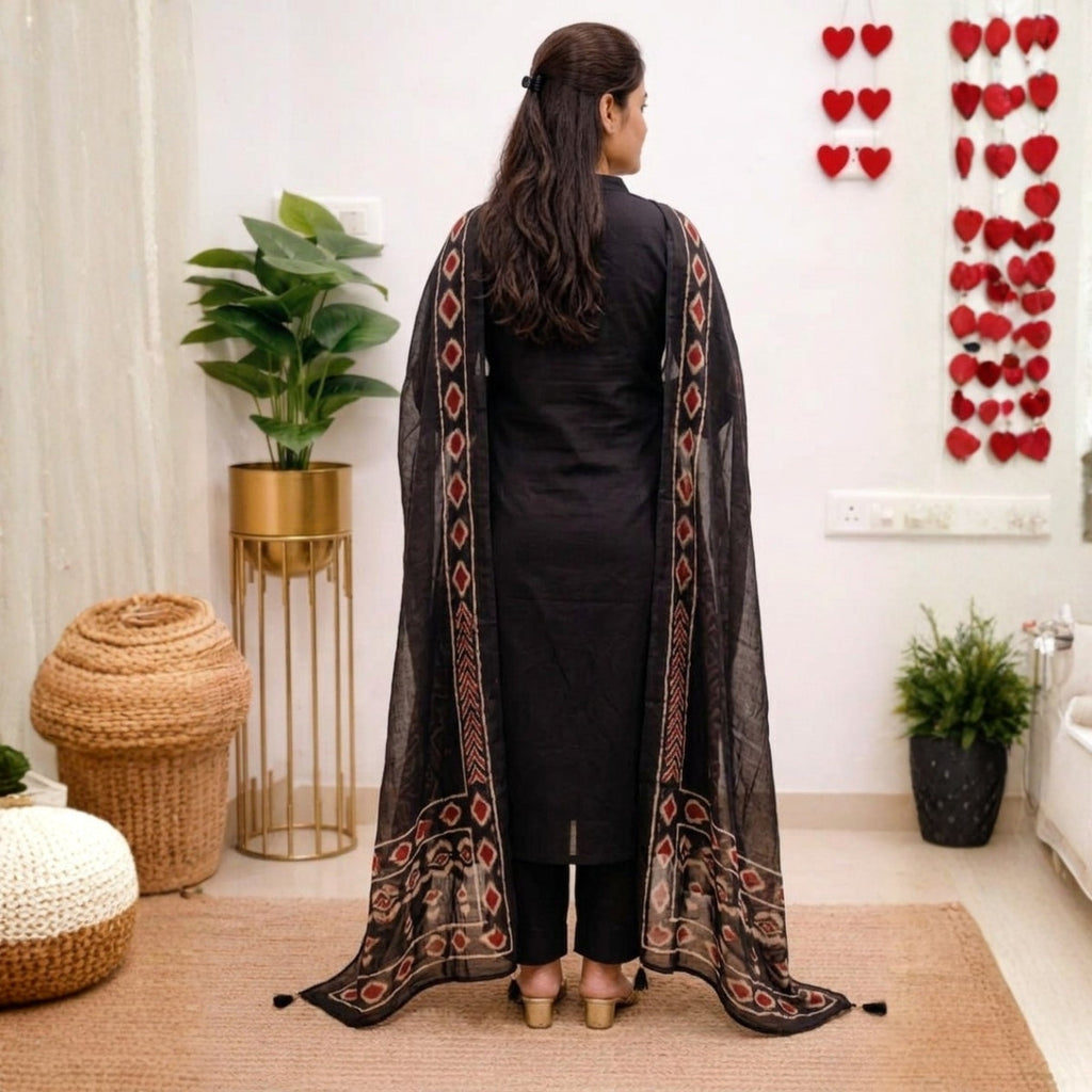 Women’s Kurta Set with Dupatta (KD-6)